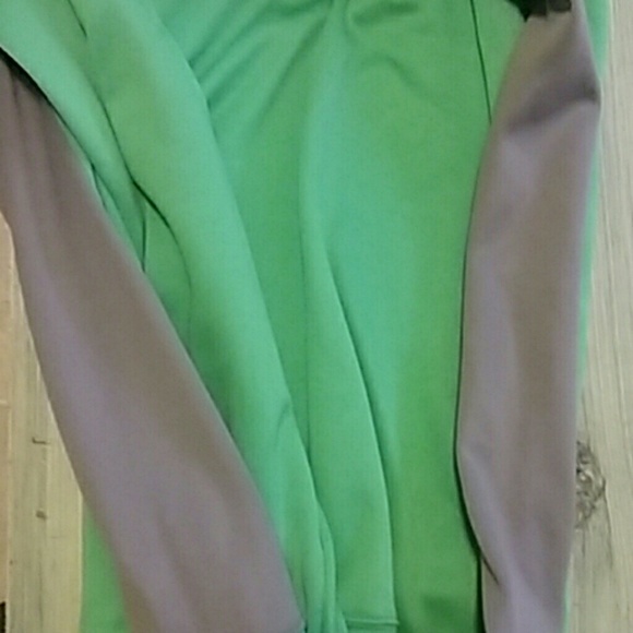 Men's sweaters - Picture 3 of 3